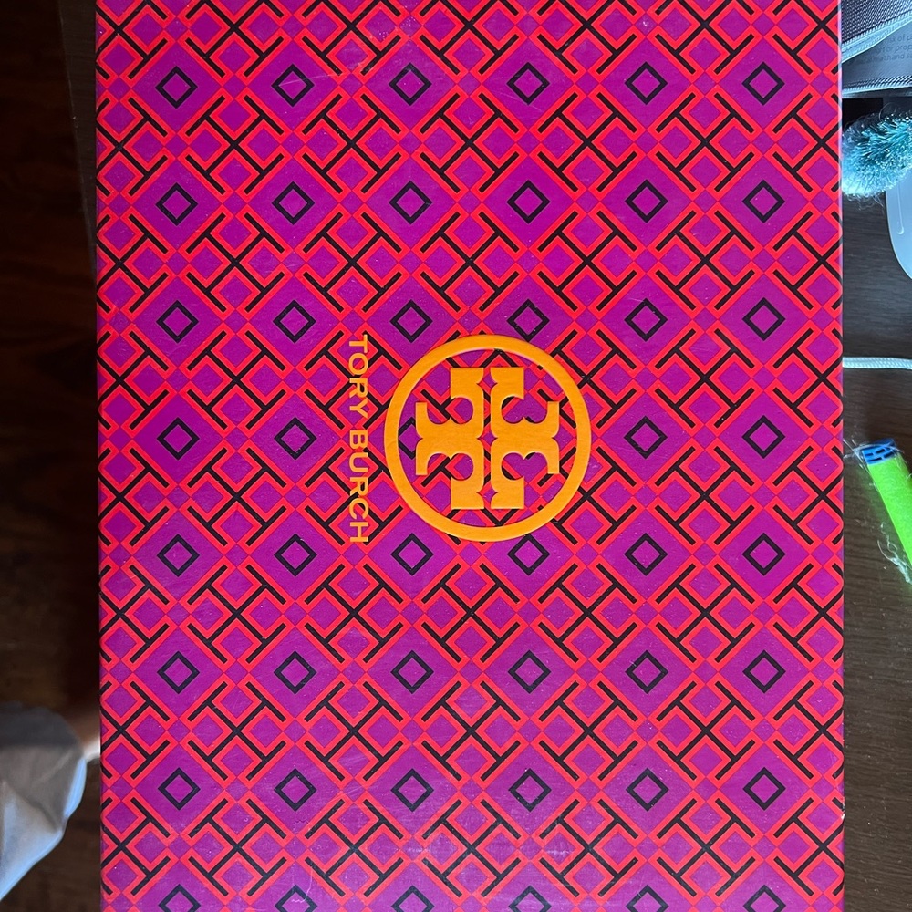 BRAND NEW Tory Burch Wedges